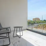 Beach Front Home In Vodice Nyaraló *